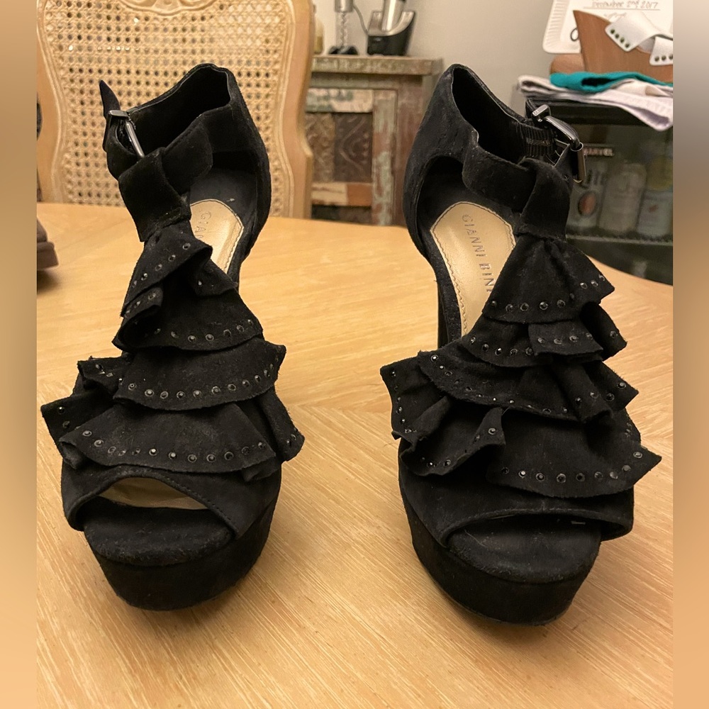 Gianni Bini Black Heels Size 7.5